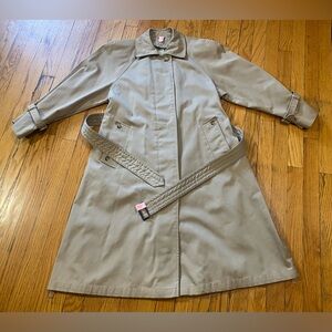 Vintage Evan Picone: Trench coat